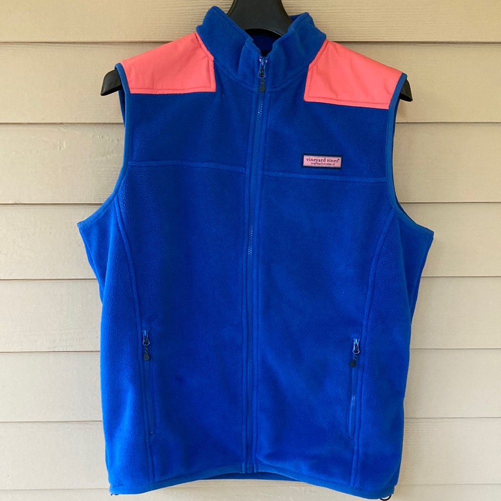 Vineyard Vines Zipped Sweater Vest with pockets.
